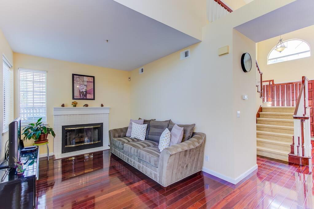 Detail Gallery Image 6 of 12 For 4719 Andrea Way, Union City,  CA 94587 - 3 Beds | 2/1 Baths
