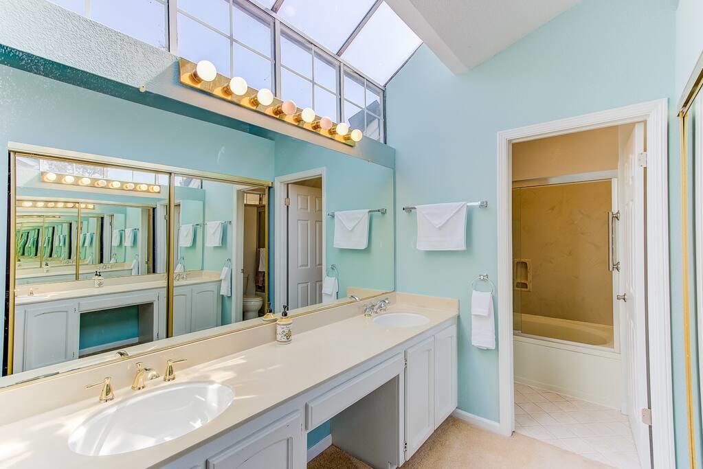 Detail Gallery Image 9 of 12 For 4719 Andrea Way, Union City,  CA 94587 - 3 Beds | 2/1 Baths