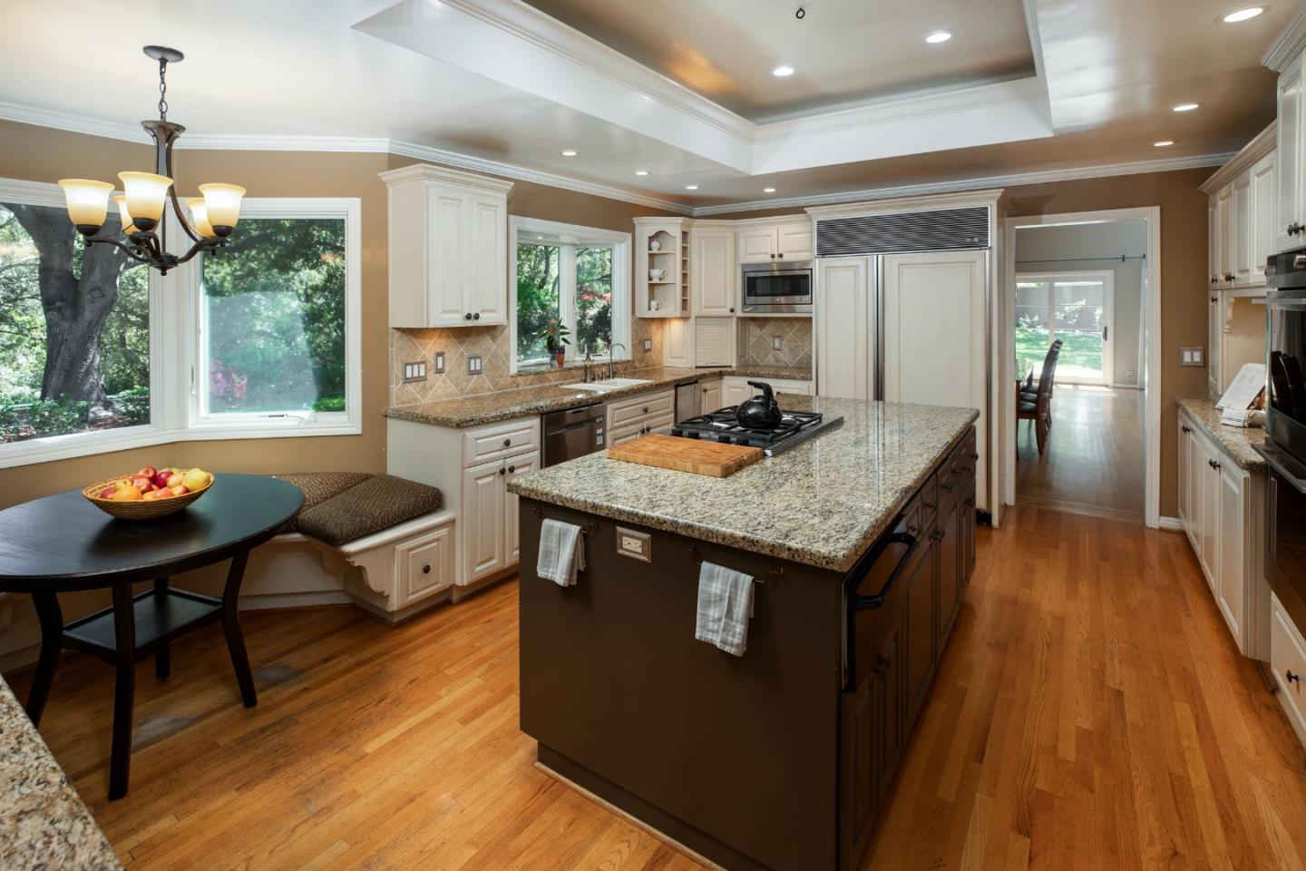 Detail Gallery Image 12 of 45 For 18500 Aquino Way, Saratoga,  CA 95070 - 4 Beds | 3 Baths