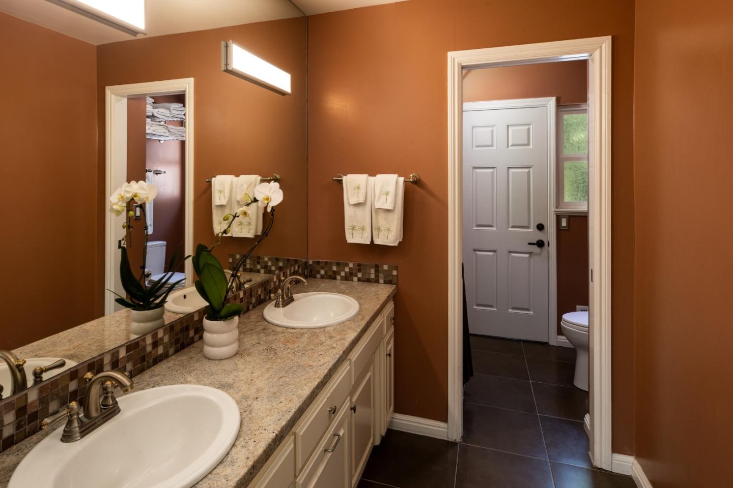 Detail Gallery Image 17 of 45 For 18500 Aquino Way, Saratoga,  CA 95070 - 4 Beds | 3 Baths