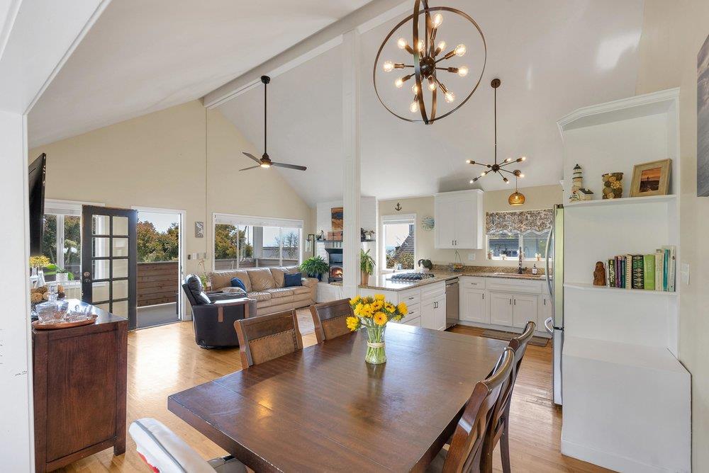 Detail Gallery Image 18 of 63 For 61 Ocean St, Davenport,  CA 95017 - 5 Beds | 3/1 Baths