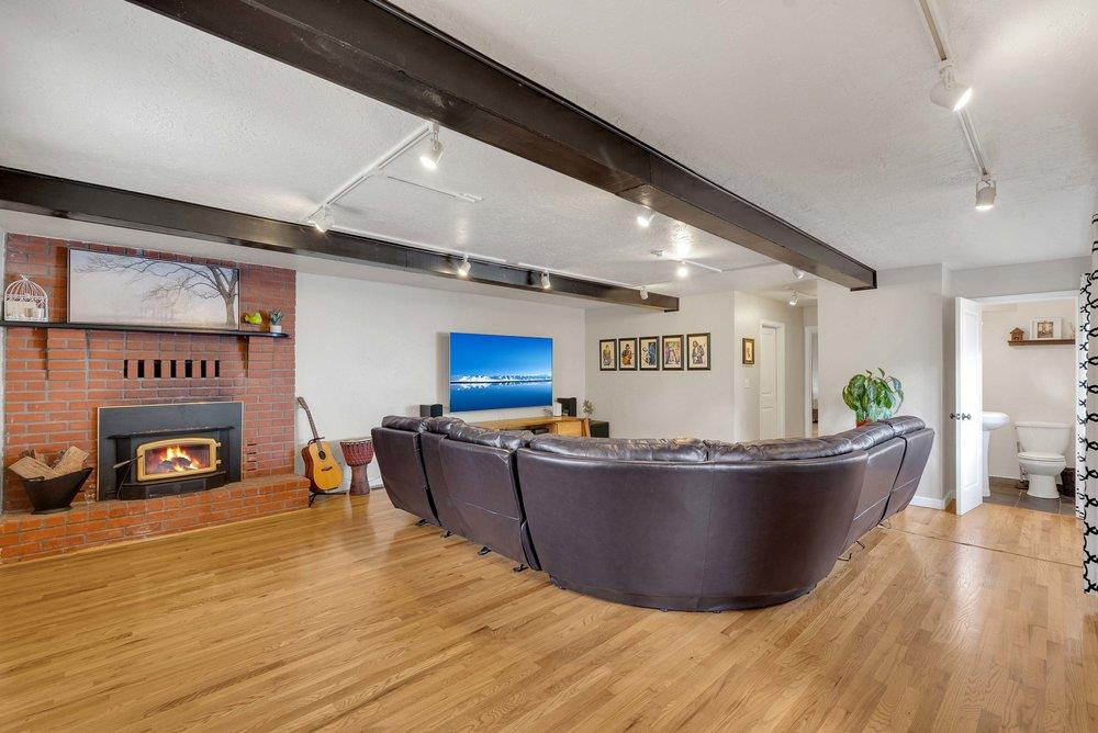 Detail Gallery Image 4 of 63 For 61 Ocean St, Davenport,  CA 95017 - 5 Beds | 3/1 Baths
