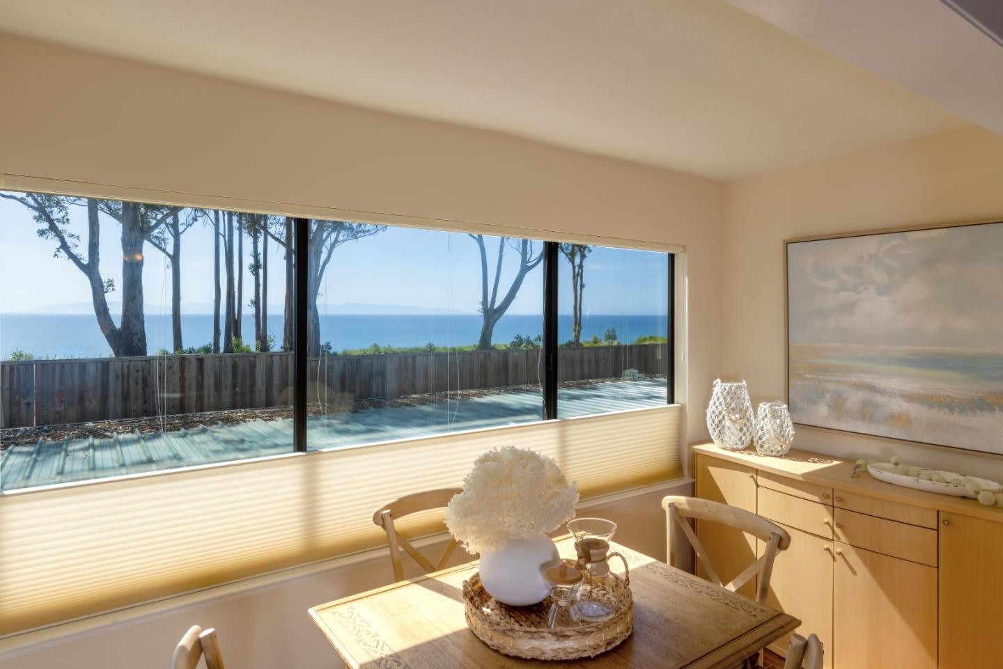 Detail Gallery Image 5 of 28 For 825 Balboa Ave #104,  Capitola,  CA 95010 - 2 Beds | 1/1 Baths