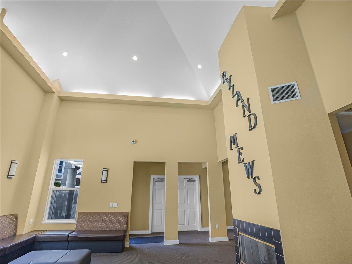 Detail Gallery Image 36 of 50 For 400 N 1st St #101,  San Jose,  CA 95112 - 1 Beds | 1/1 Baths