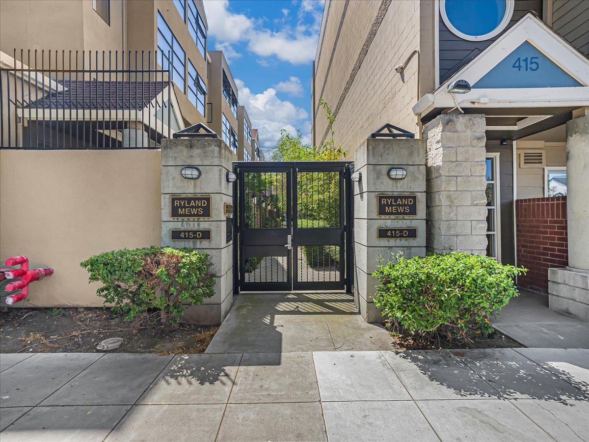 Detail Gallery Image 4 of 50 For 400 N 1st St #101,  San Jose,  CA 95112 - 1 Beds | 1/1 Baths