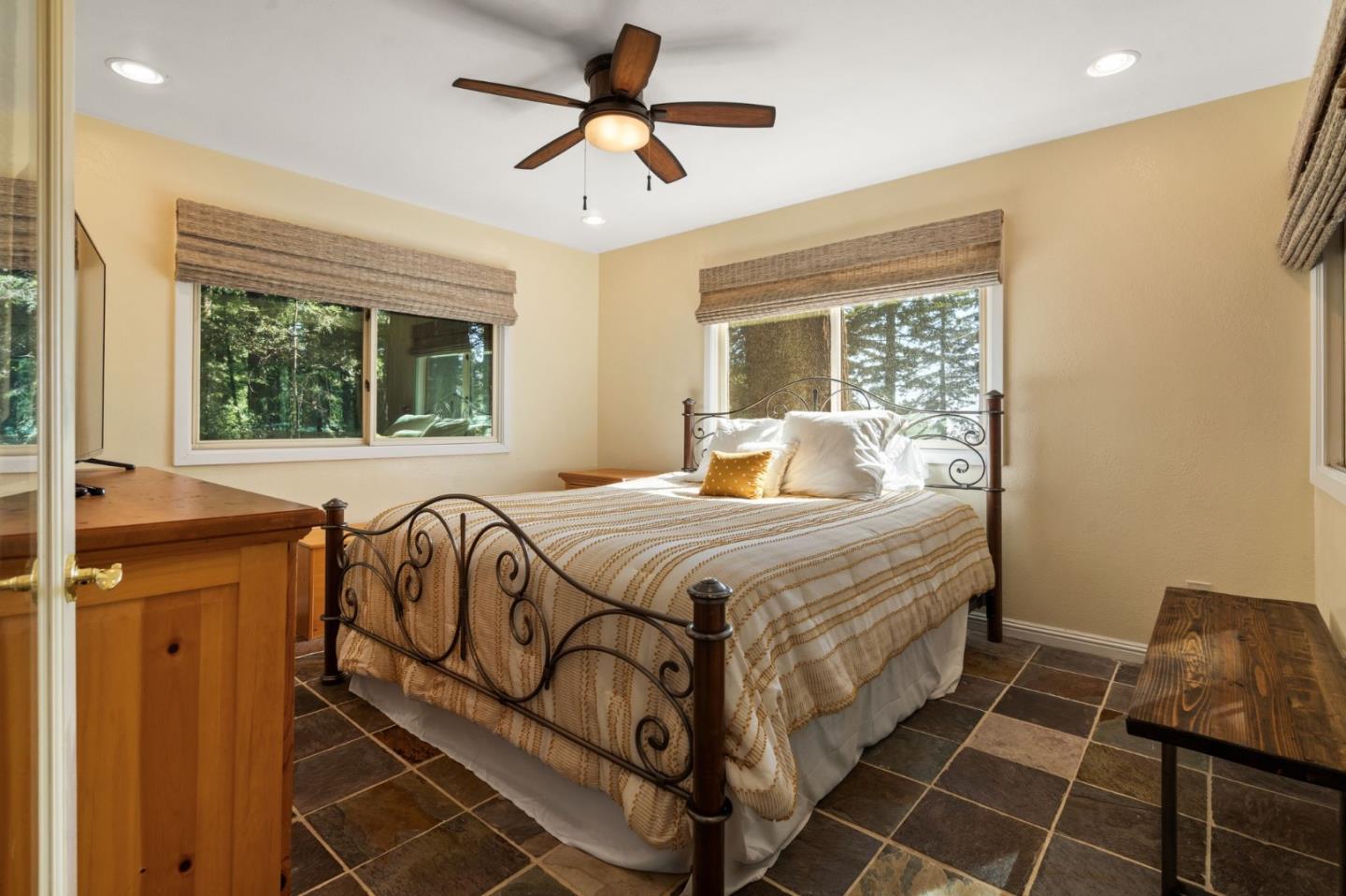 Detail Gallery Image 46 of 97 For 1330 Redwood Terrace Rd, Woodside,  CA 94062 - 3 Beds | 3 Baths