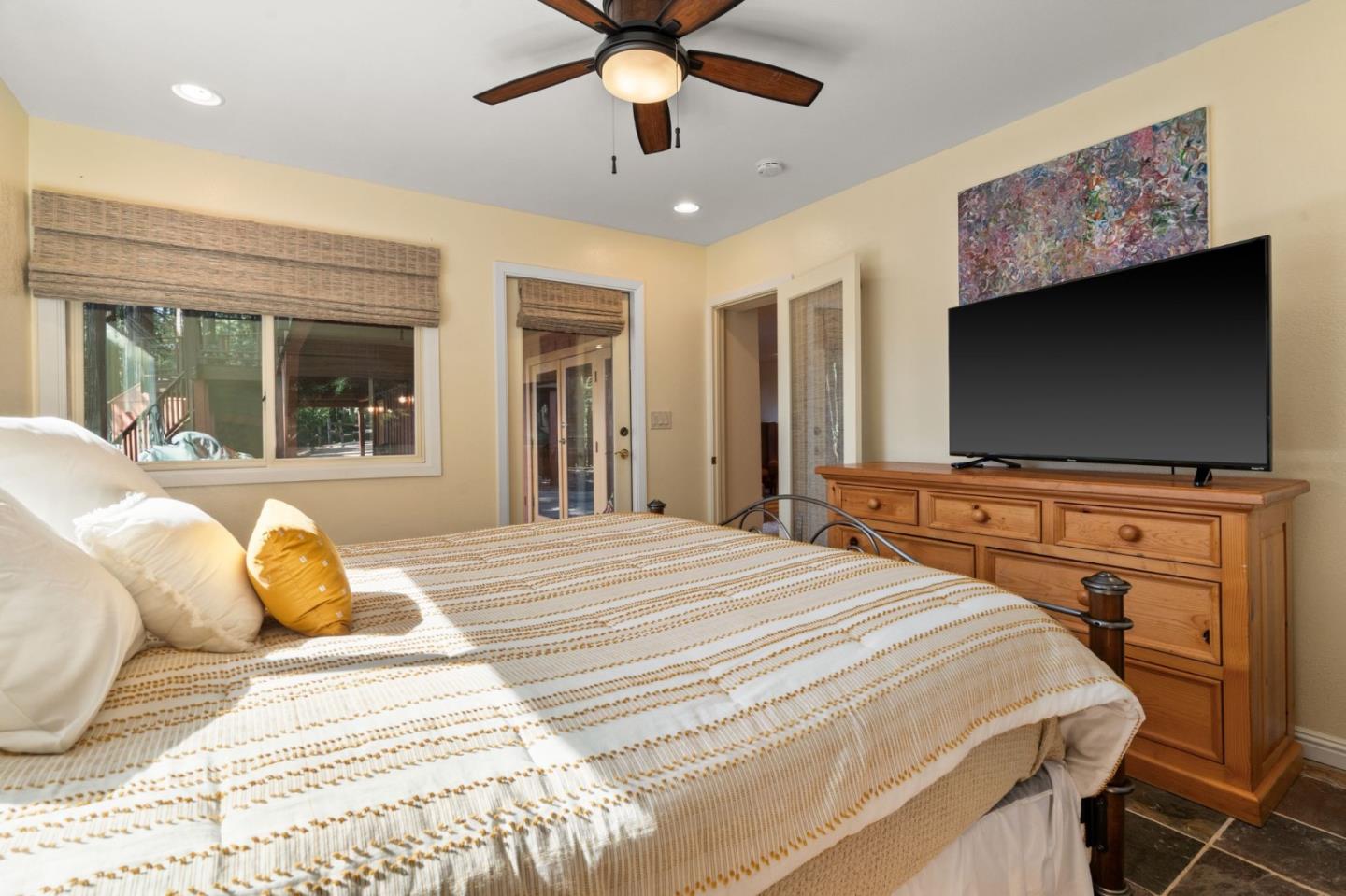 Detail Gallery Image 47 of 97 For 1330 Redwood Terrace Rd, Woodside,  CA 94062 - 3 Beds | 3 Baths