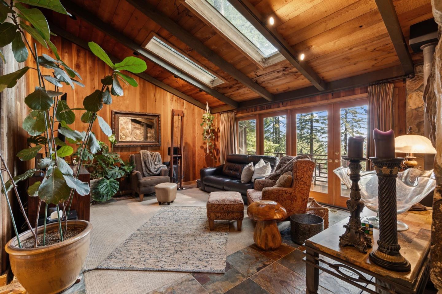 Detail Gallery Image 5 of 97 For 1330 Redwood Terrace Rd, Woodside,  CA 94062 - 3 Beds | 3 Baths