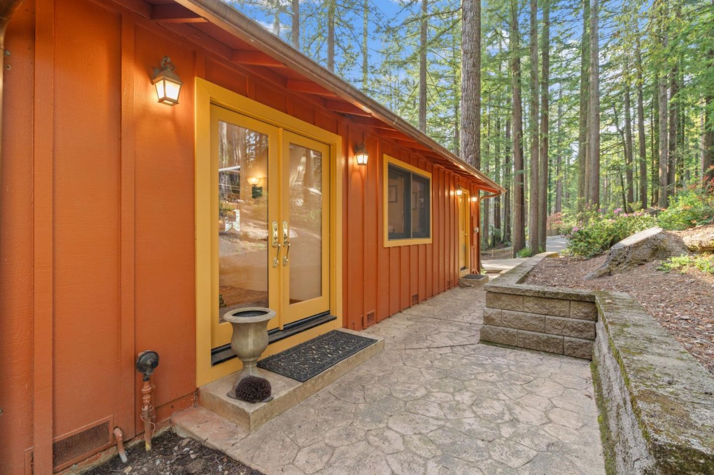 Detail Gallery Image 66 of 97 For 1330 Redwood Terrace Rd, Woodside,  CA 94062 - 3 Beds | 3 Baths