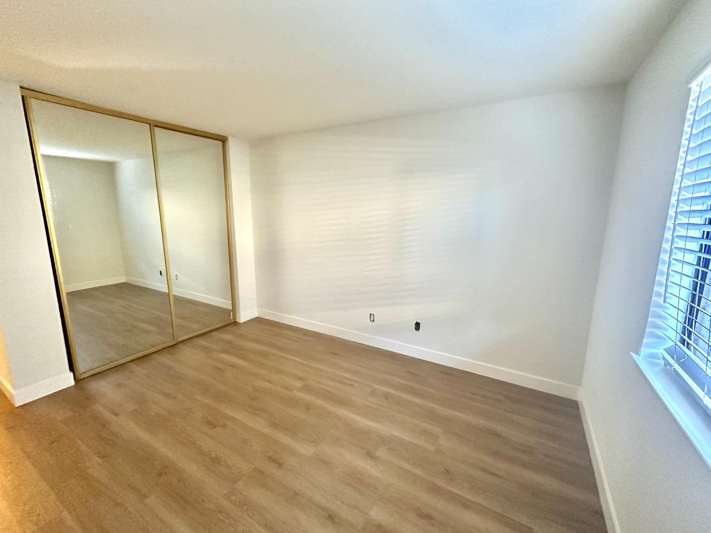 Detail Gallery Image 16 of 21 For 558 Ironwood Ter #4,  Sunnyvale,  CA 94086 - 1 Beds | 1 Baths