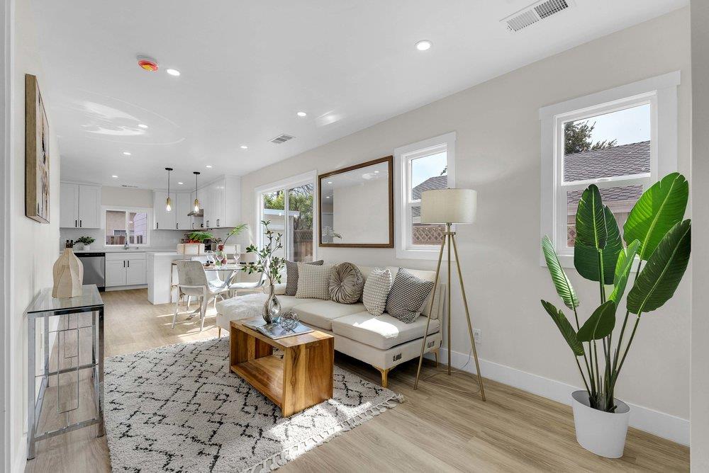 Detail Gallery Image 4 of 48 For 840 Jackson St, San Jose,  CA 95112 - 2 Beds | 2 Baths