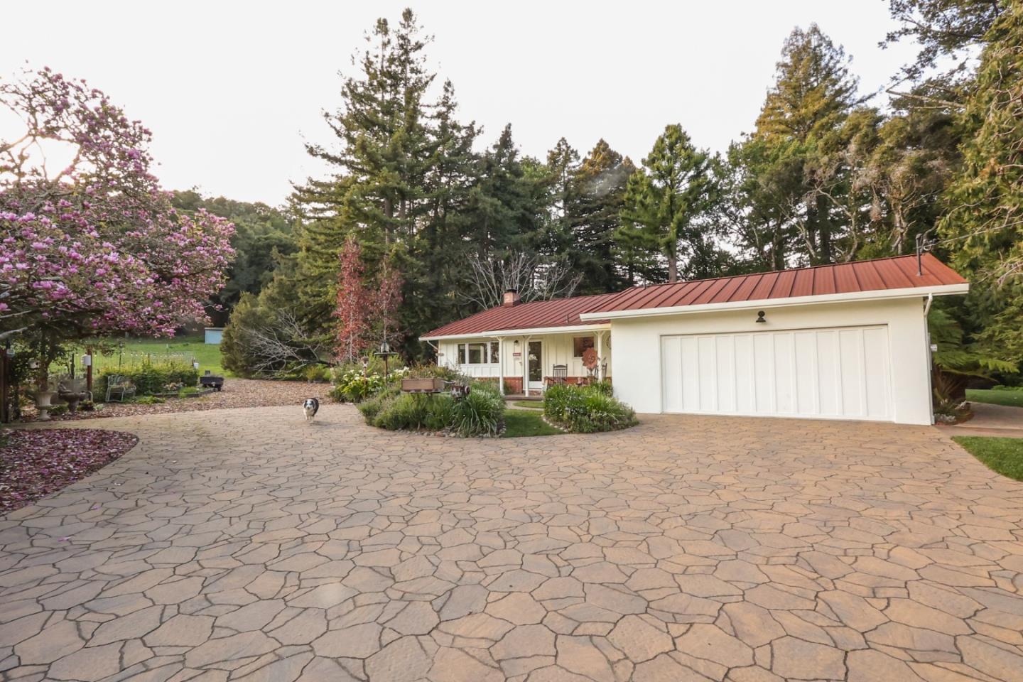 Detail Gallery Image 2 of 34 For 3247 Old San Jose Rd, Soquel,  CA 95073 - 2 Beds | 2 Baths