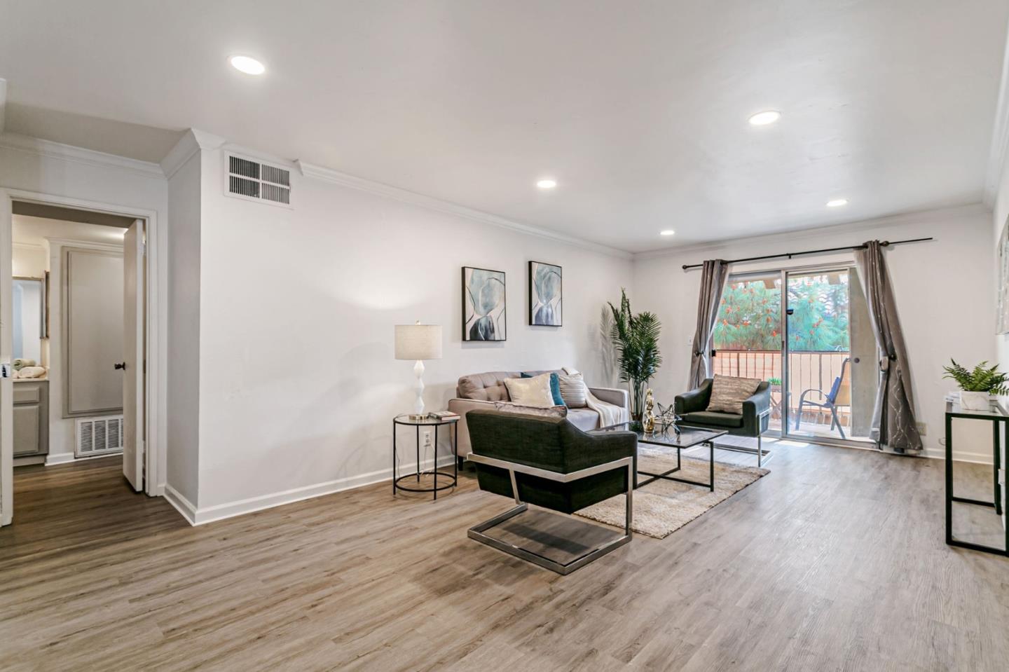 Detail Gallery Image 8 of 25 For 247 N Capitol Ave #227,  San Jose,  CA 95127 - 1 Beds | 1 Baths