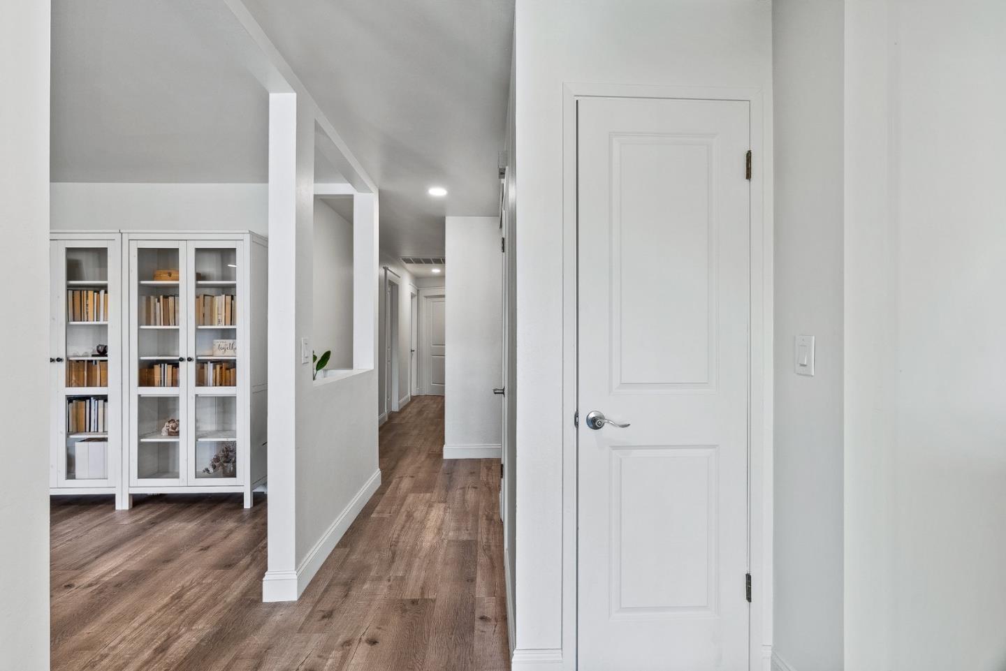 Detail Gallery Image 14 of 33 For 19395 Bellinzona Ave, Salinas,  CA 93906 - 3 Beds | 2 Baths