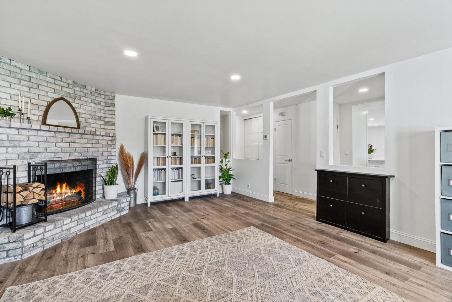 Detail Gallery Image 15 of 33 For 19395 Bellinzona Ave, Salinas,  CA 93906 - 3 Beds | 2 Baths