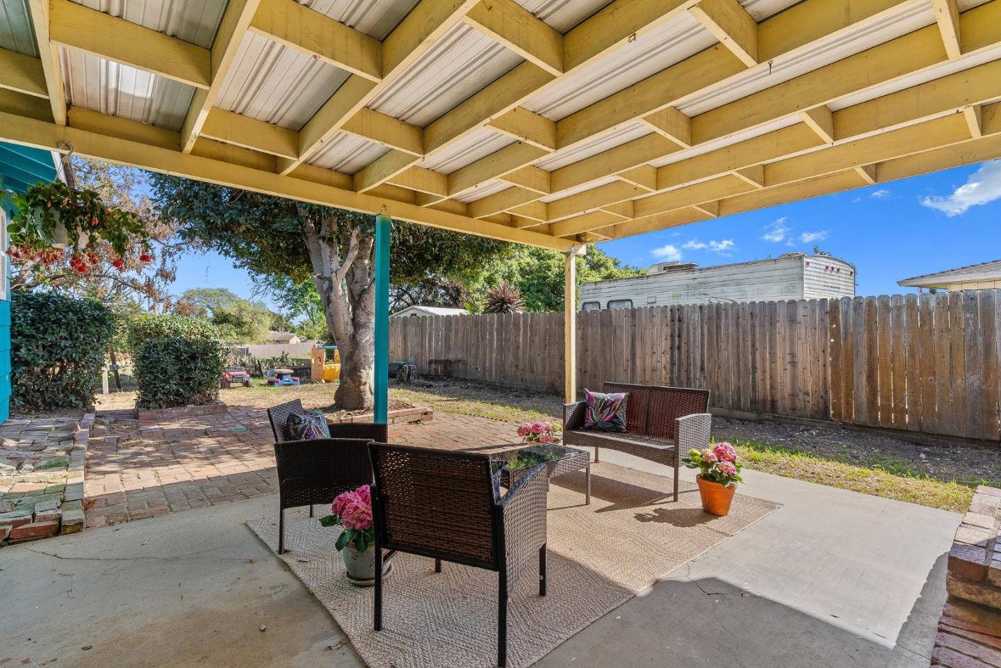 Detail Gallery Image 20 of 33 For 19395 Bellinzona Ave, Salinas,  CA 93906 - 3 Beds | 2 Baths
