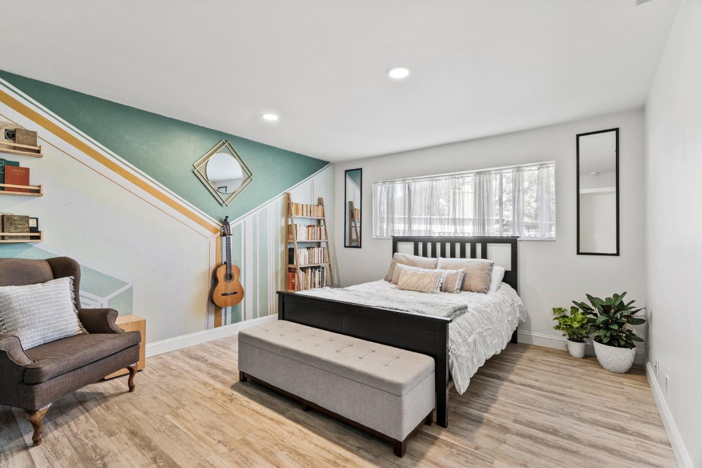 Detail Gallery Image 5 of 33 For 19395 Bellinzona Ave, Salinas,  CA 93906 - 3 Beds | 2 Baths