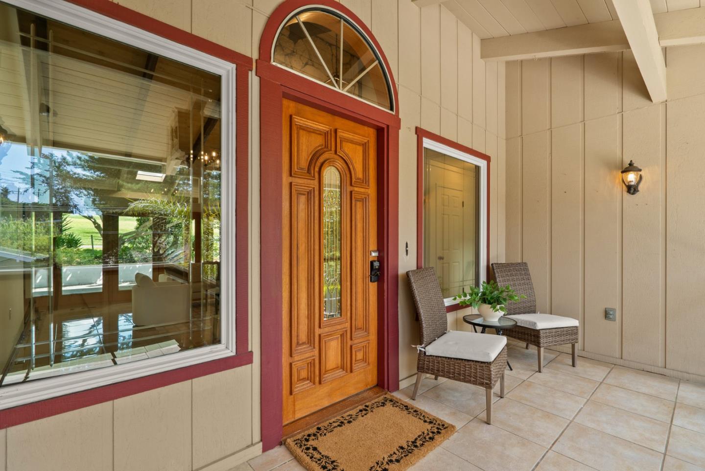 Detail Gallery Image 3 of 56 For 423 Sumner Ave, Aptos,  CA 95003 - 2 Beds | 2 Baths