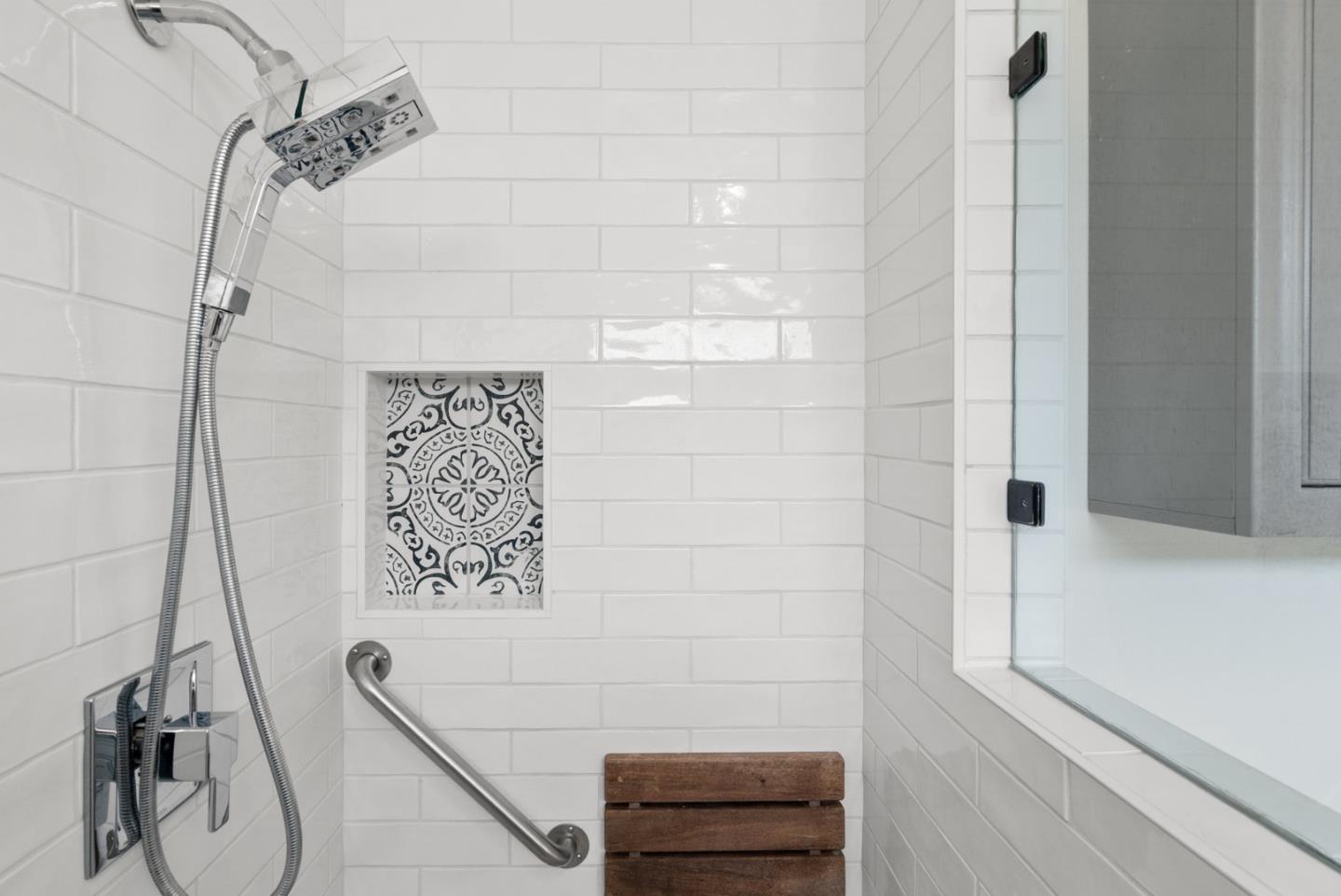 Detail Gallery Image 36 of 56 For 423 Sumner Ave, Aptos,  CA 95003 - 2 Beds | 2 Baths