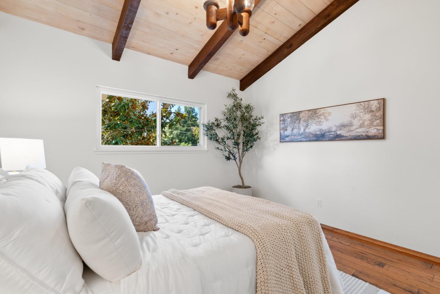 Detail Gallery Image 38 of 56 For 423 Sumner Ave, Aptos,  CA 95003 - 2 Beds | 2 Baths
