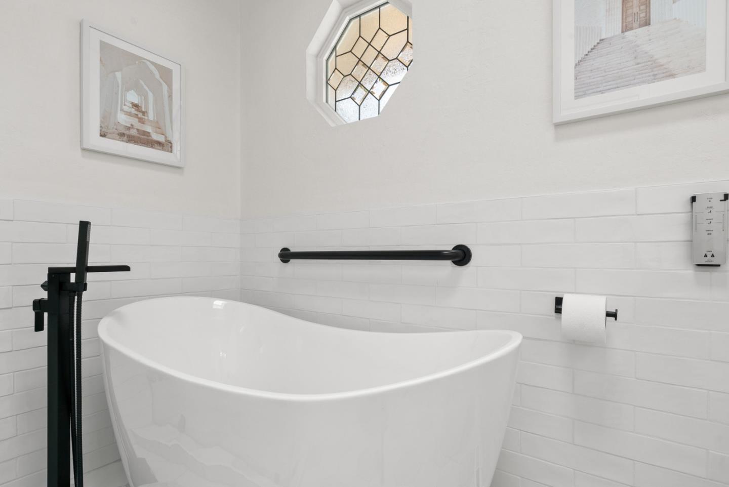 Detail Gallery Image 41 of 56 For 423 Sumner Ave, Aptos,  CA 95003 - 2 Beds | 2 Baths