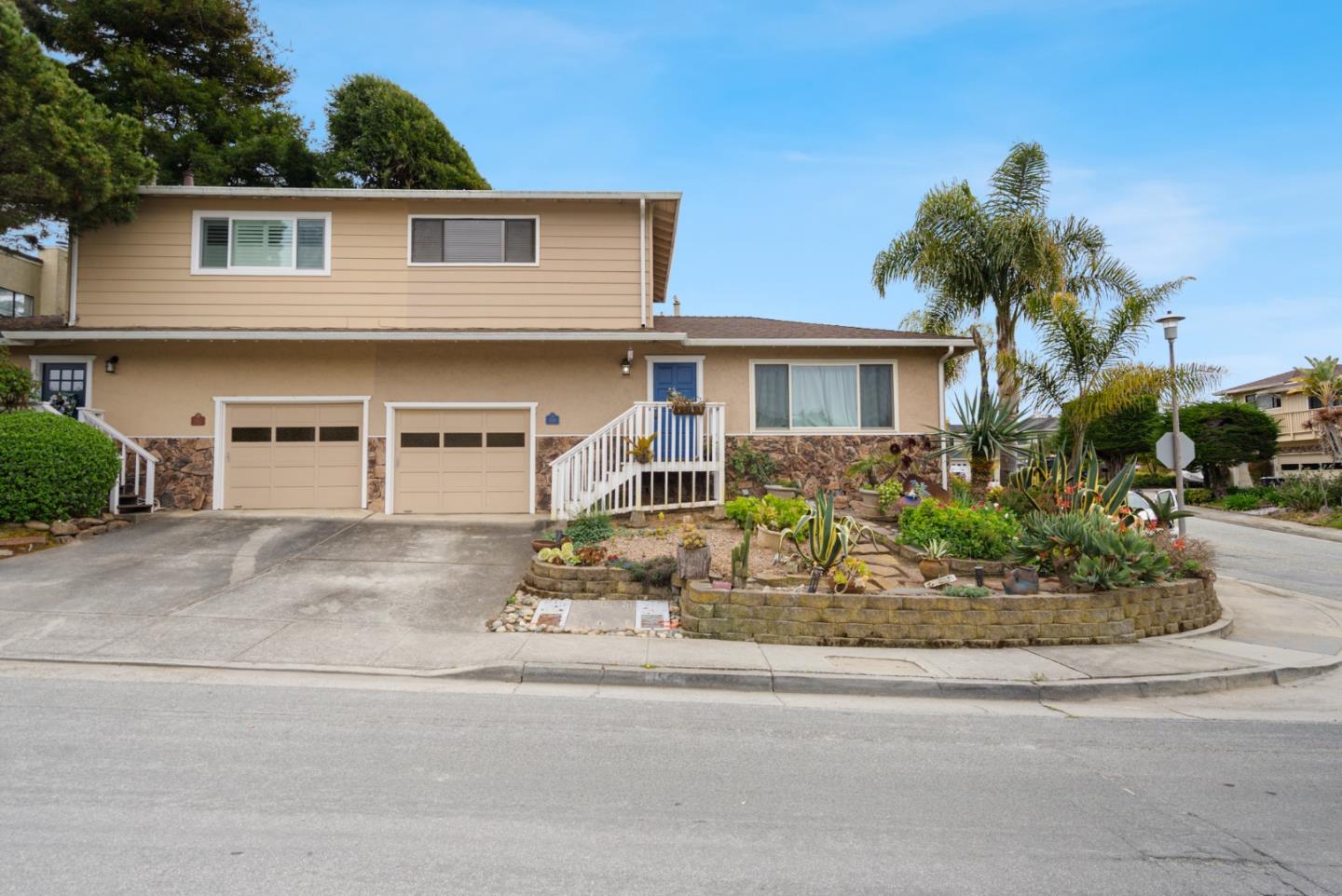 Detail Gallery Image 2 of 85 For 1540 Seascape Blvd, Aptos,  CA 95003 - 2 Beds | 1/1 Baths