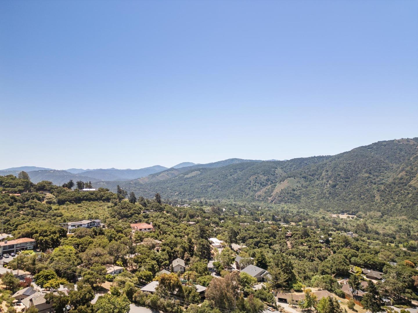 Detail Gallery Image 27 of 31 For 365 Country Club Dr, Carmel Valley,  CA 93924 - 3 Beds | 2 Baths
