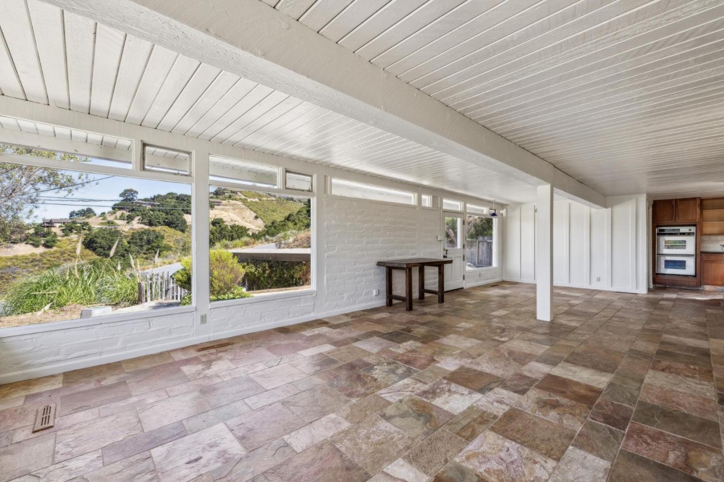Detail Gallery Image 6 of 31 For 365 Country Club Dr, Carmel Valley,  CA 93924 - 3 Beds | 2 Baths