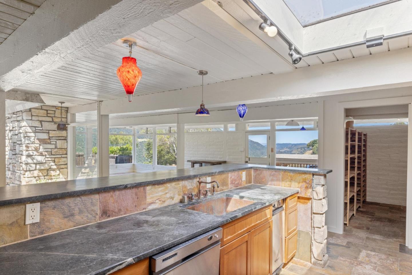 Detail Gallery Image 8 of 31 For 365 Country Club Dr, Carmel Valley,  CA 93924 - 3 Beds | 2 Baths
