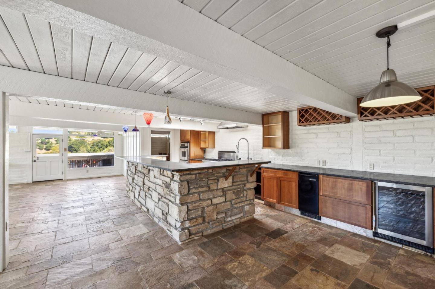 Detail Gallery Image 9 of 31 For 365 Country Club Dr, Carmel Valley,  CA 93924 - 3 Beds | 2 Baths