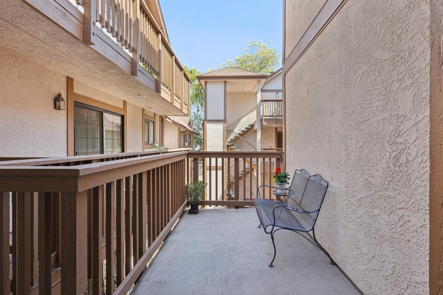 Detail Gallery Image 23 of 49 For 2000 Palm Ave #7,  San Mateo,  CA 94403 - 1 Beds | 1 Baths