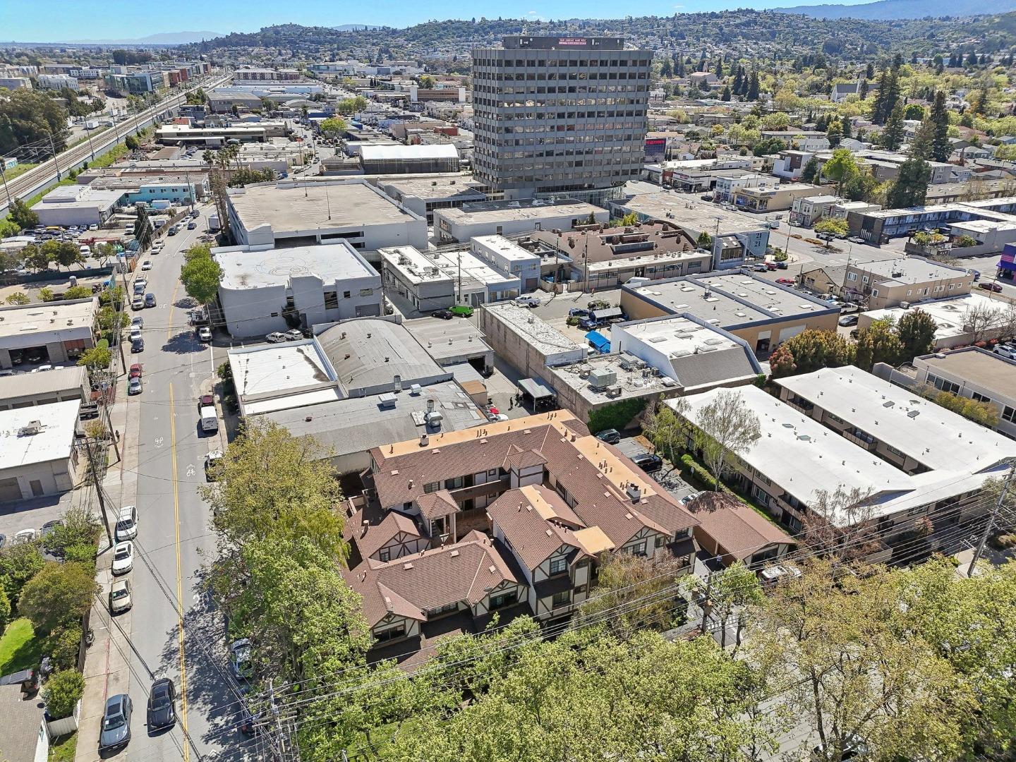 Detail Gallery Image 37 of 49 For 2000 Palm Ave #7,  San Mateo,  CA 94403 - 1 Beds | 1 Baths