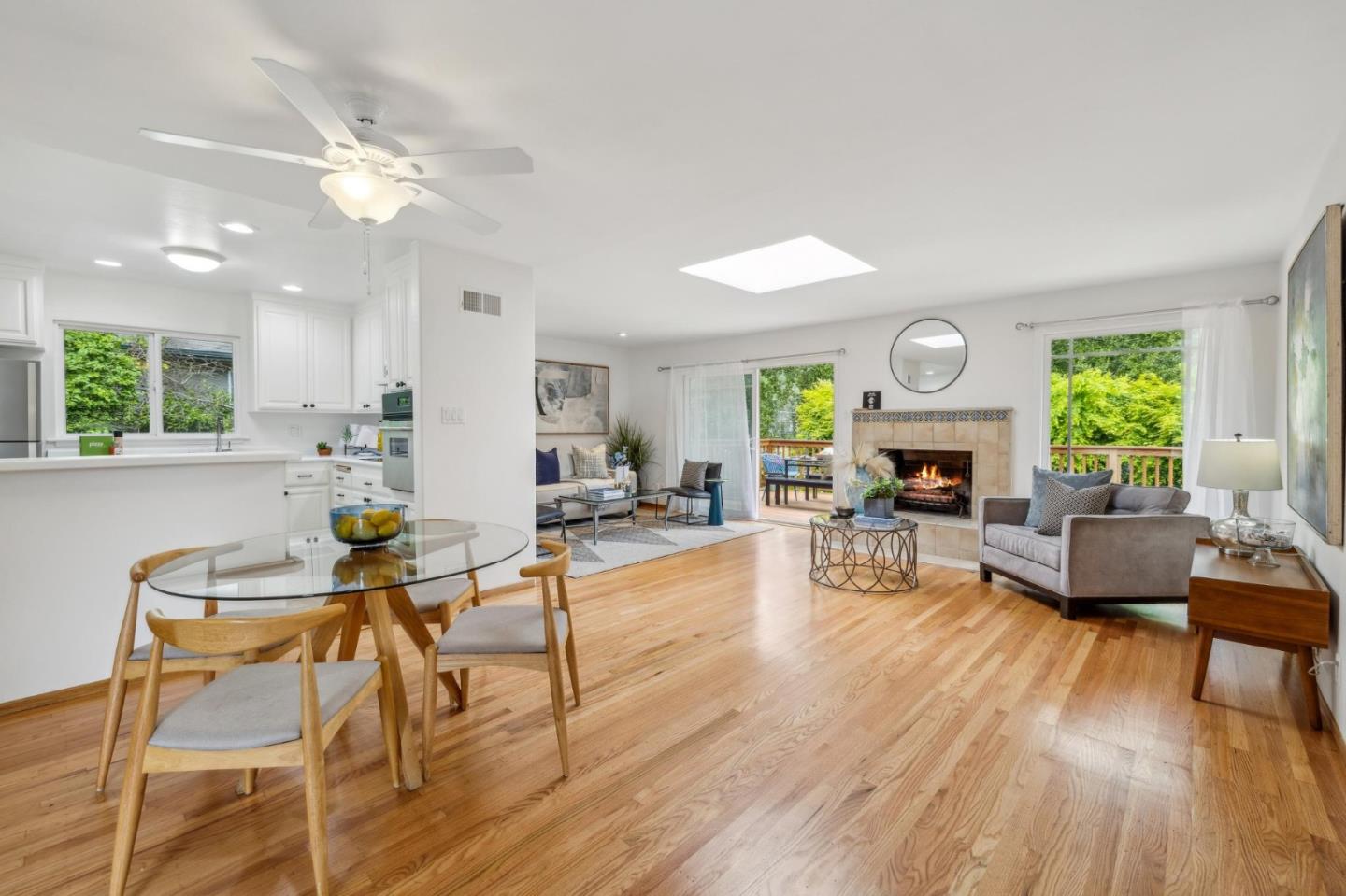 Detail Gallery Image 5 of 43 For 12 Washington St, Novato,  CA 94947 - 3 Beds | 2 Baths