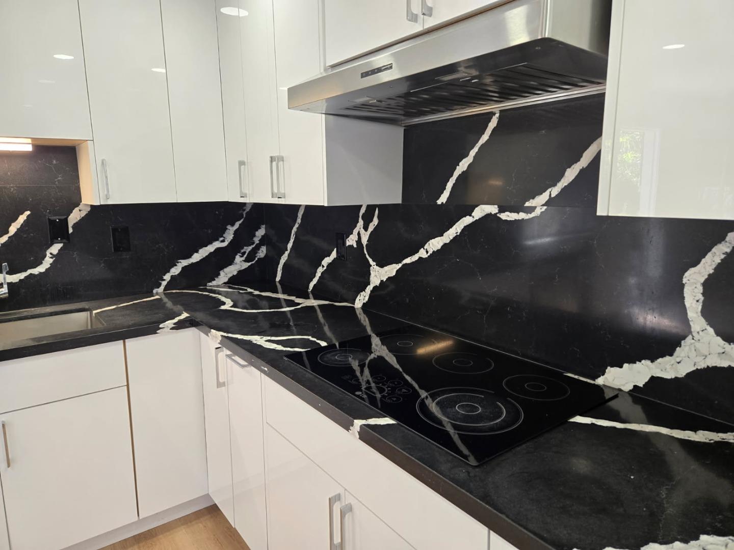 Detail Gallery Image 6 of 16 For 5626 Calmor Ave #1,  San Jose,  CA 95123 - 2 Beds | 1 Baths