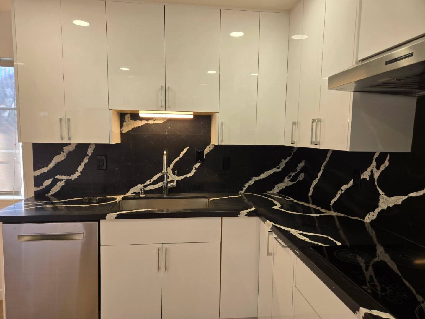 Detail Gallery Image 7 of 16 For 5626 Calmor Ave #1,  San Jose,  CA 95123 - 2 Beds | 1 Baths