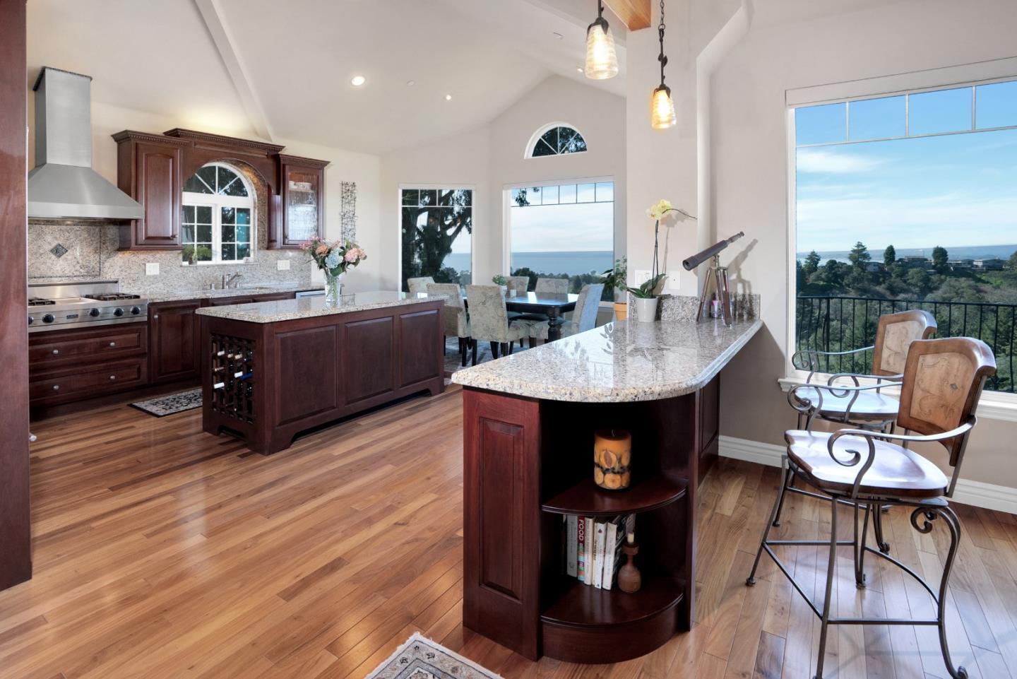 Detail Gallery Image 10 of 51 For 140 Zanzibar Dr, Aptos,  CA 95003 - 3 Beds | 3 Baths