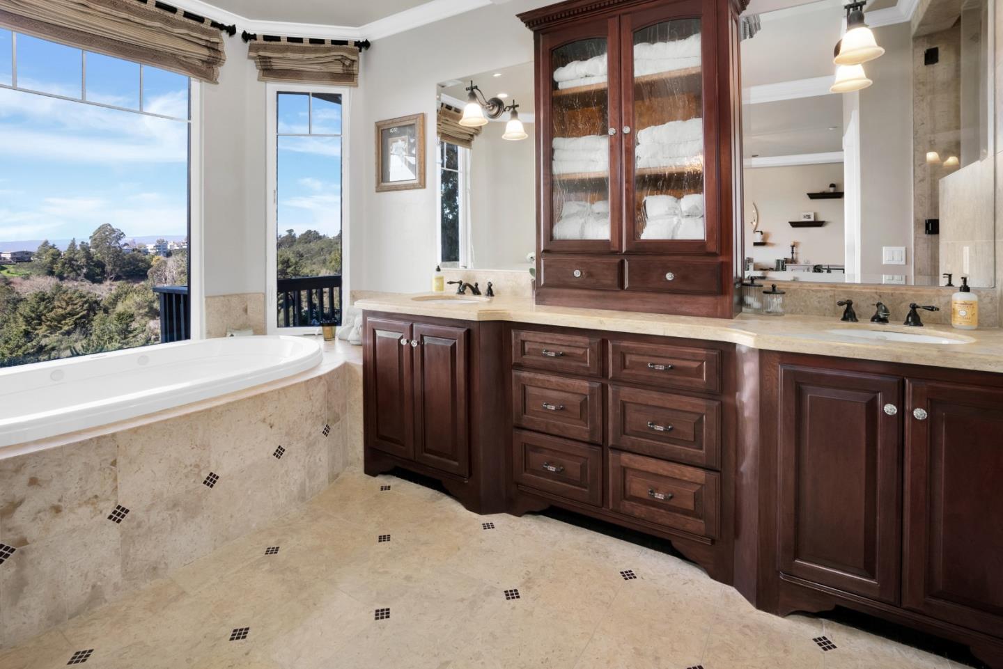 Detail Gallery Image 37 of 51 For 140 Zanzibar Dr, Aptos,  CA 95003 - 3 Beds | 3 Baths