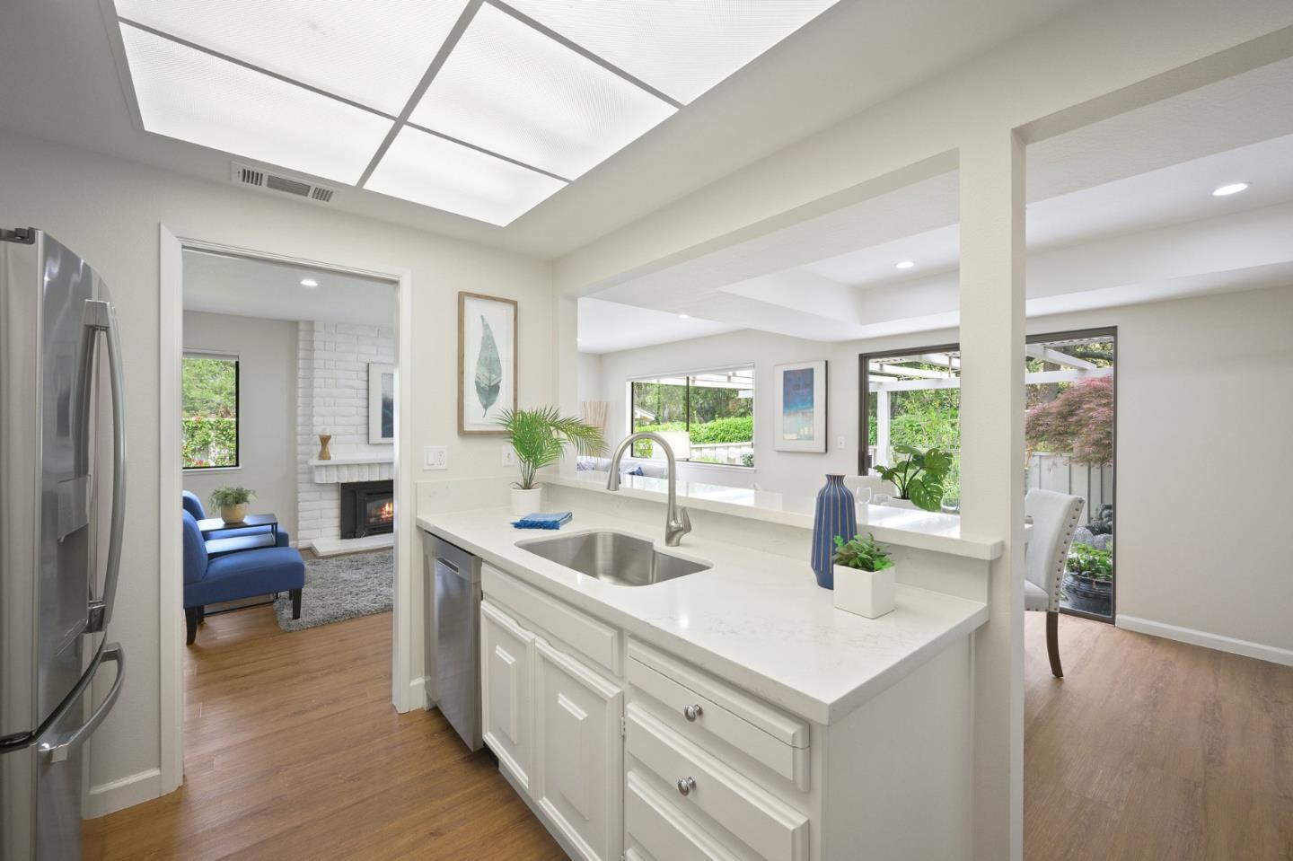 Detail Gallery Image 10 of 40 For 5201 Cribari-Hills, San Jose,  CA 95135 - 2 Beds | 2 Baths