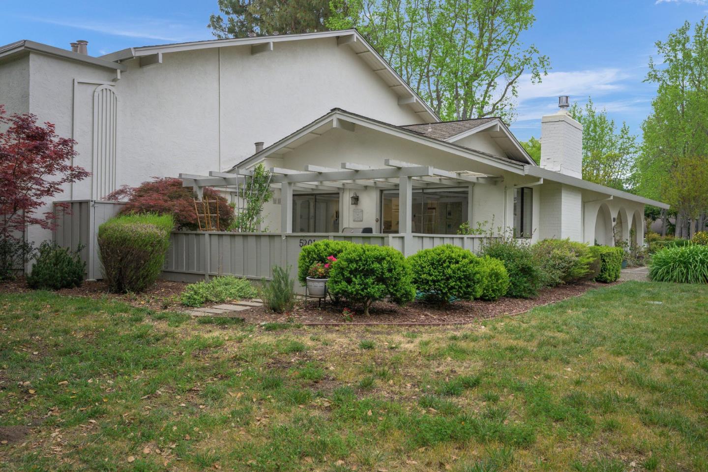 Detail Gallery Image 26 of 40 For 5201 Cribari-Hills, San Jose,  CA 95135 - 2 Beds | 2 Baths