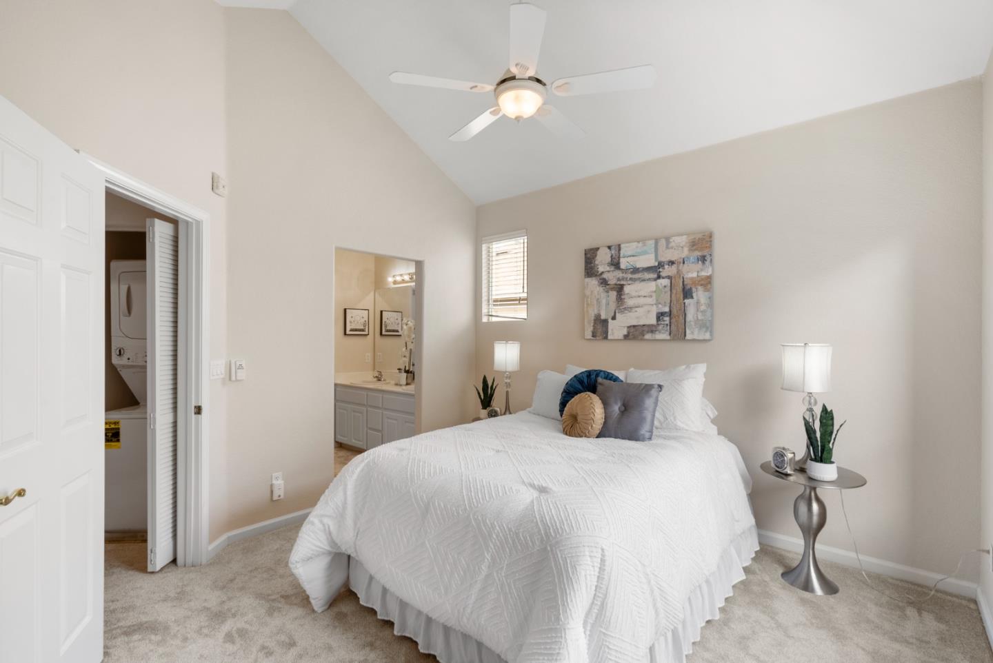 Detail Gallery Image 21 of 44 For 521 Tower Hill Ave #608,  San Jose,  CA 95136 - 2 Beds | 2/1 Baths