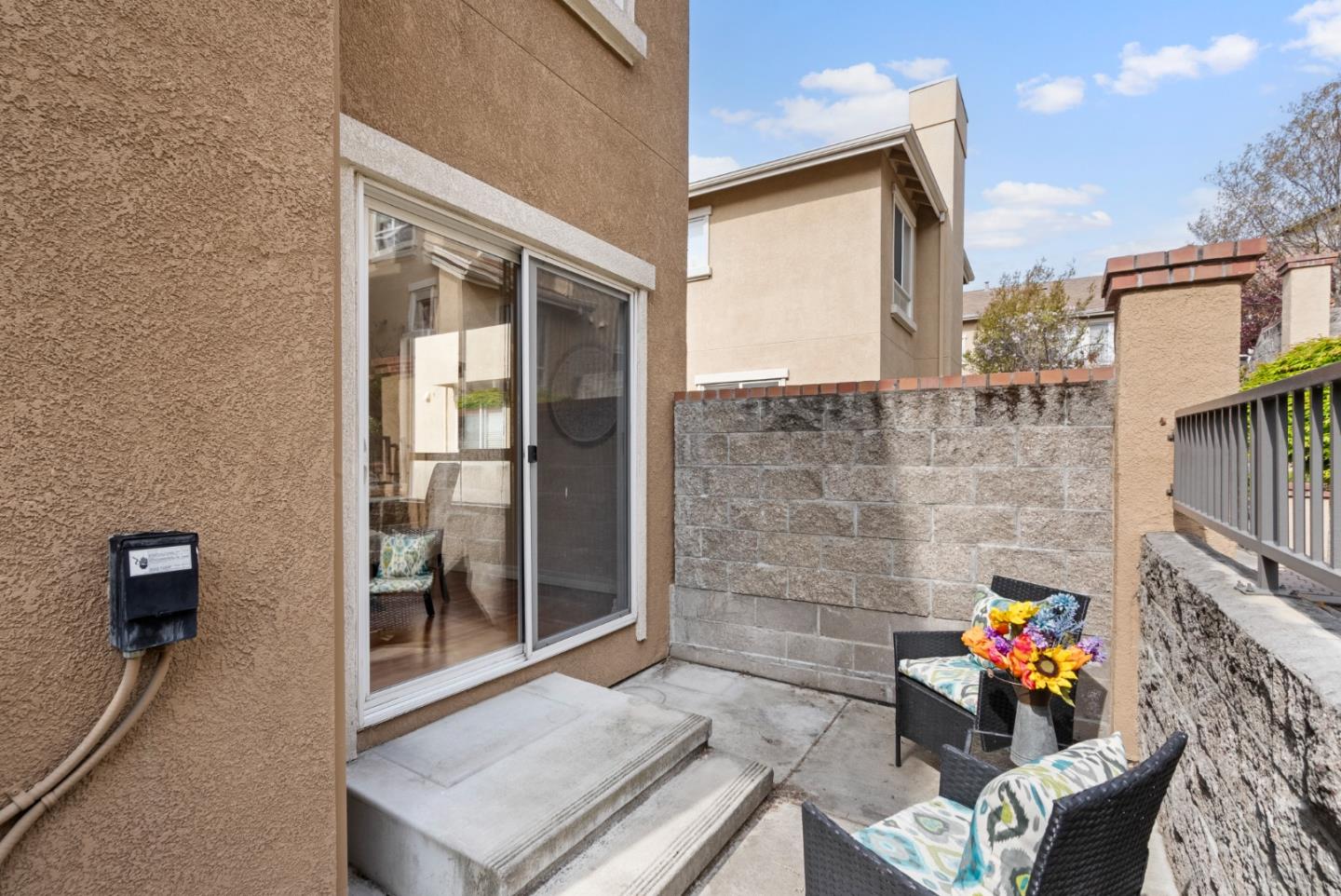 Detail Gallery Image 39 of 44 For 521 Tower Hill Ave #608,  San Jose,  CA 95136 - 2 Beds | 2/1 Baths
