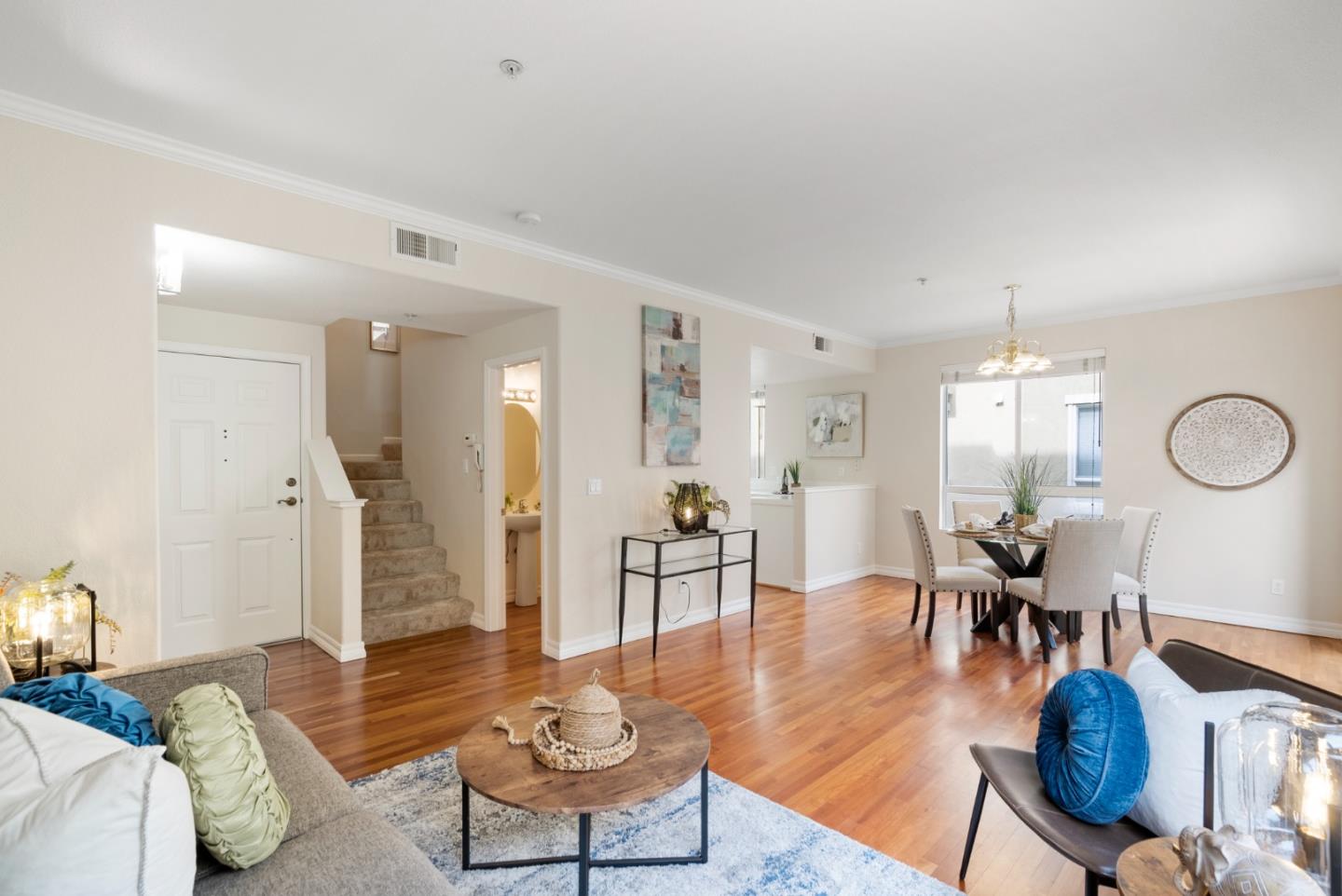 Detail Gallery Image 5 of 44 For 521 Tower Hill Ave #608,  San Jose,  CA 95136 - 2 Beds | 2/1 Baths