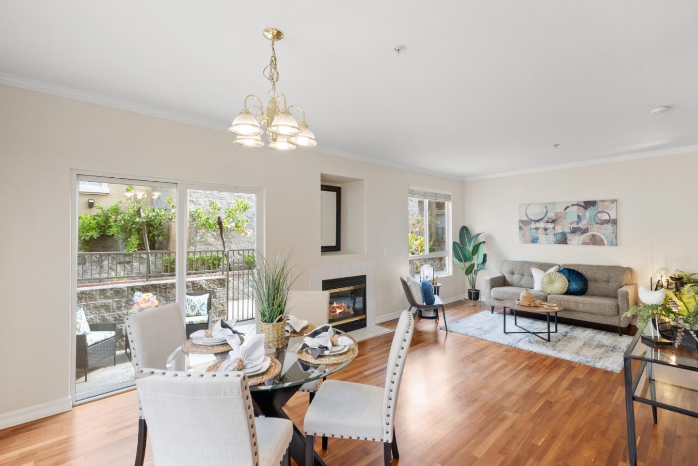 Detail Gallery Image 7 of 44 For 521 Tower Hill Ave #608,  San Jose,  CA 95136 - 2 Beds | 2/1 Baths
