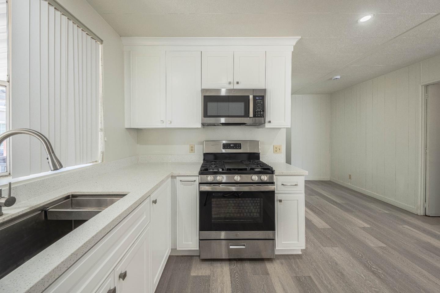Detail Gallery Image 13 of 40 For 13990 Monte D Oro #54,  Castroville,  CA 95012 - 3 Beds | 2 Baths