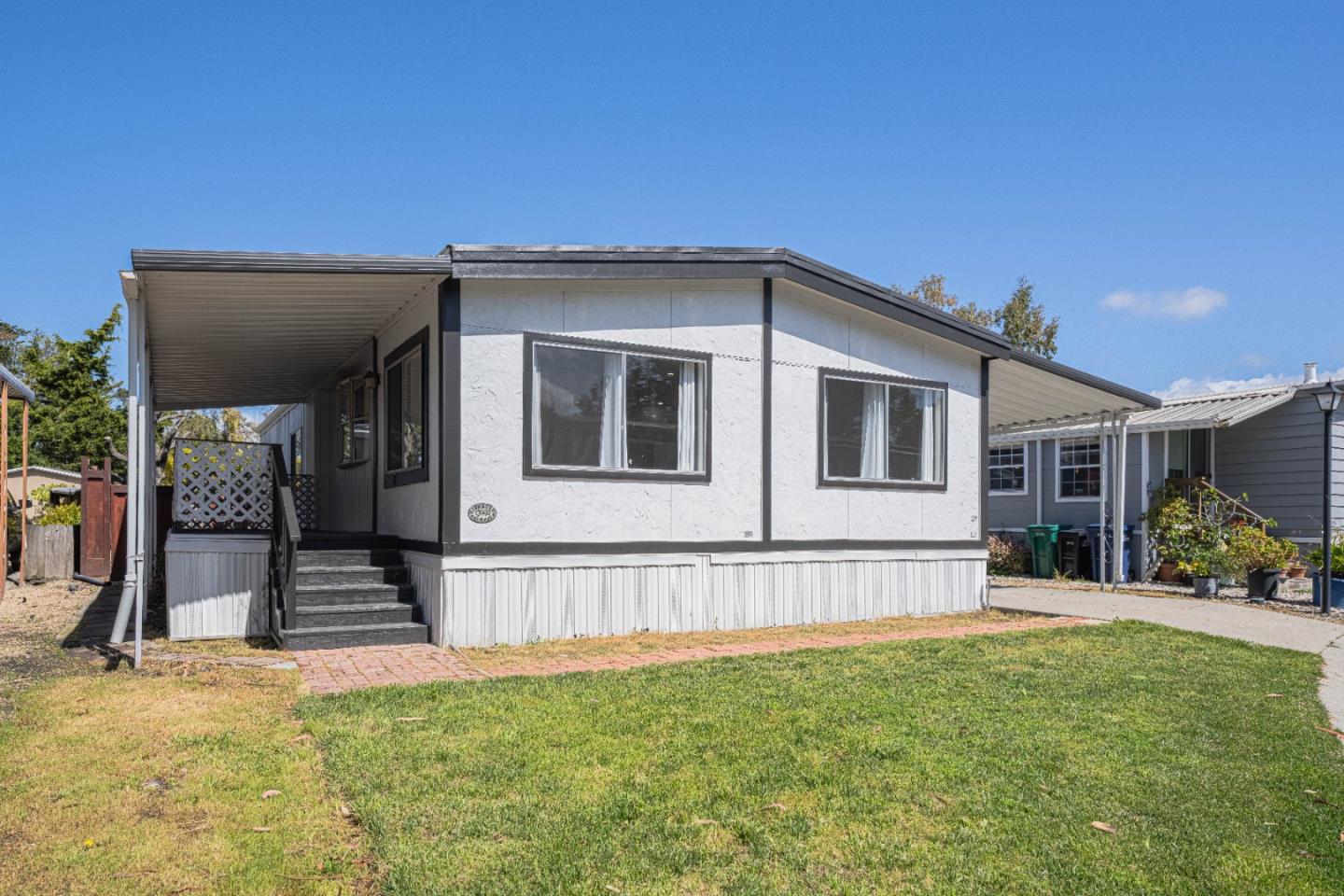 Detail Gallery Image 2 of 40 For 13990 Monte D Oro #54,  Castroville,  CA 95012 - 3 Beds | 2 Baths