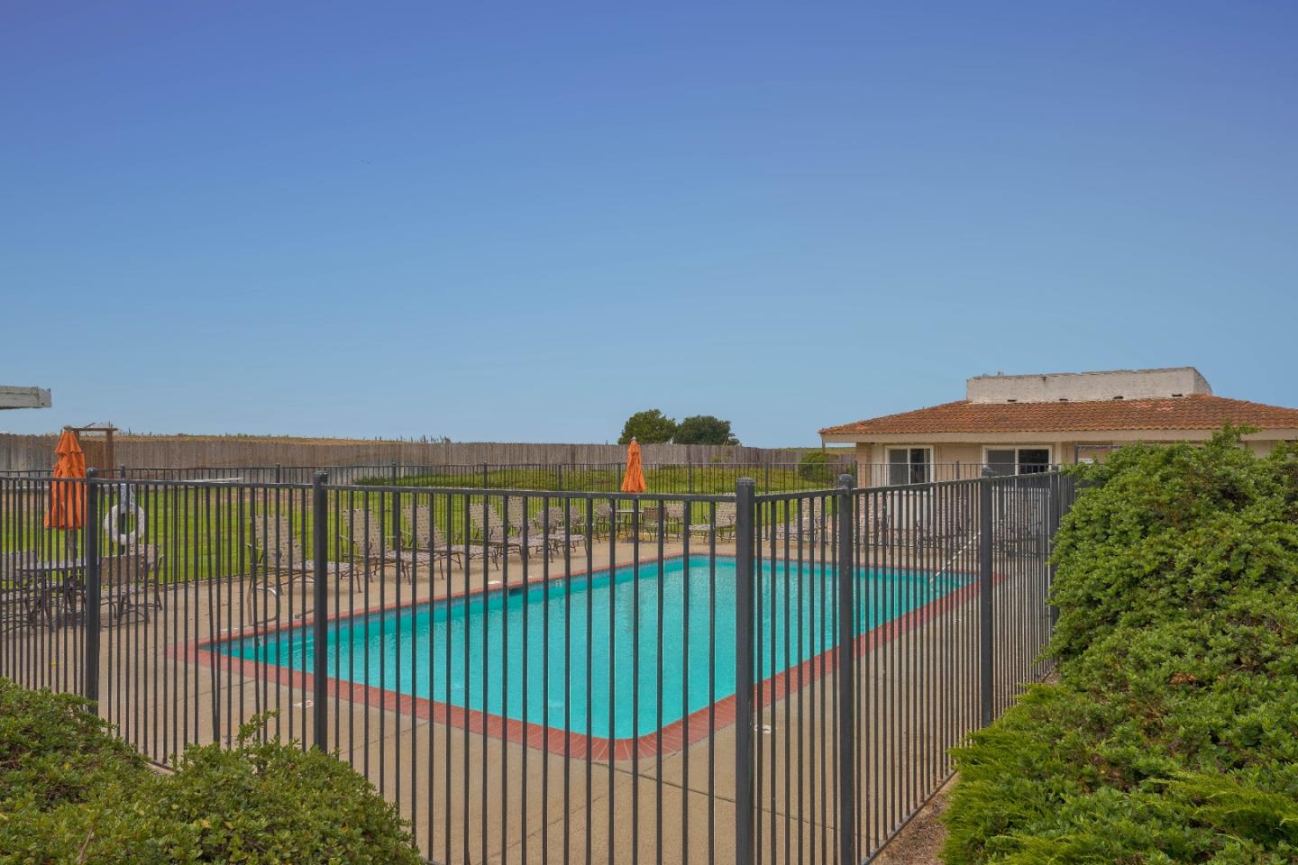 Detail Gallery Image 34 of 40 For 13990 Monte D Oro #54,  Castroville,  CA 95012 - 3 Beds | 2 Baths