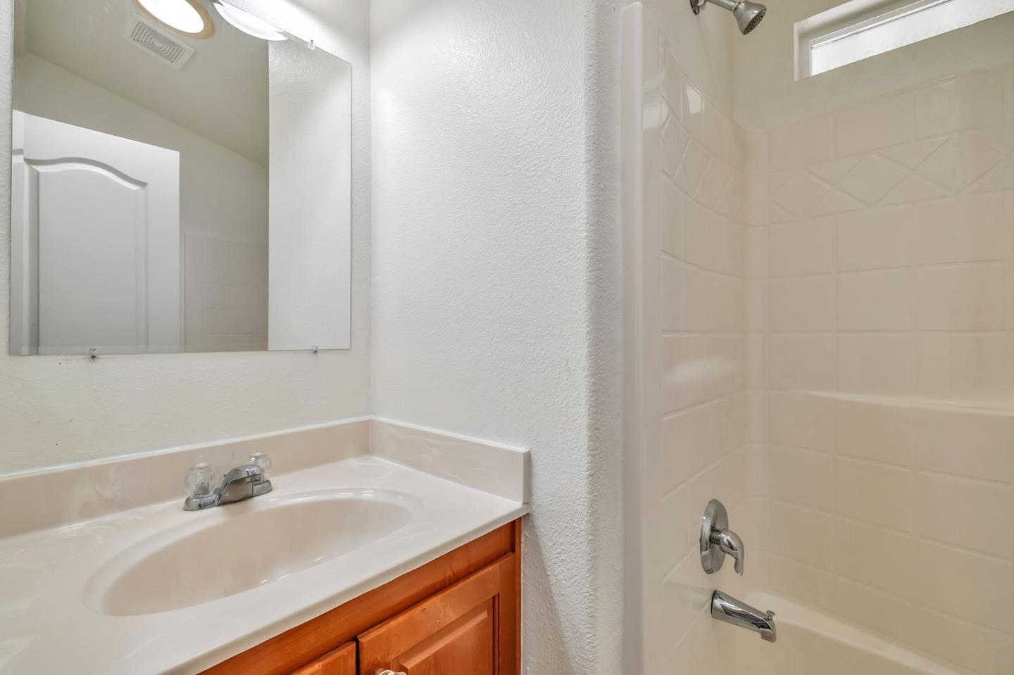 Detail Gallery Image 30 of 35 For 1625 Brommer St #12,  Santa Cruz,  CA 95062 - 3 Beds | 2 Baths