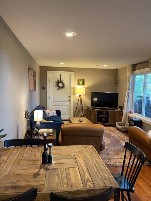 Detail Gallery Image 7 of 14 For 14750 Skyline Blvd #B,  Woodside,  CA 94062 - 2 Beds | 1 Baths