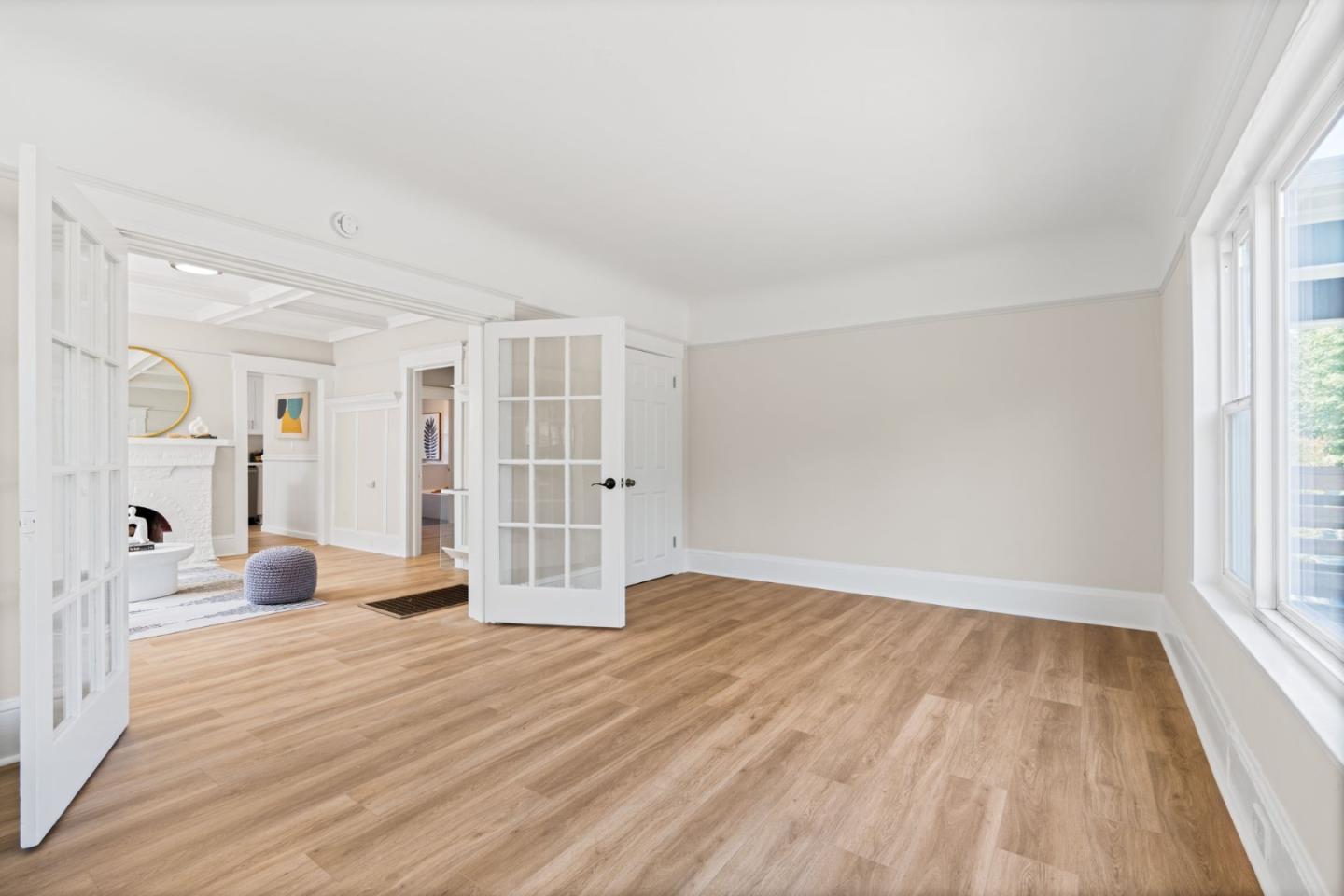 Detail Gallery Image 15 of 56 For 551 53rd St, Oakland,  CA 94609 - – Beds | – Baths