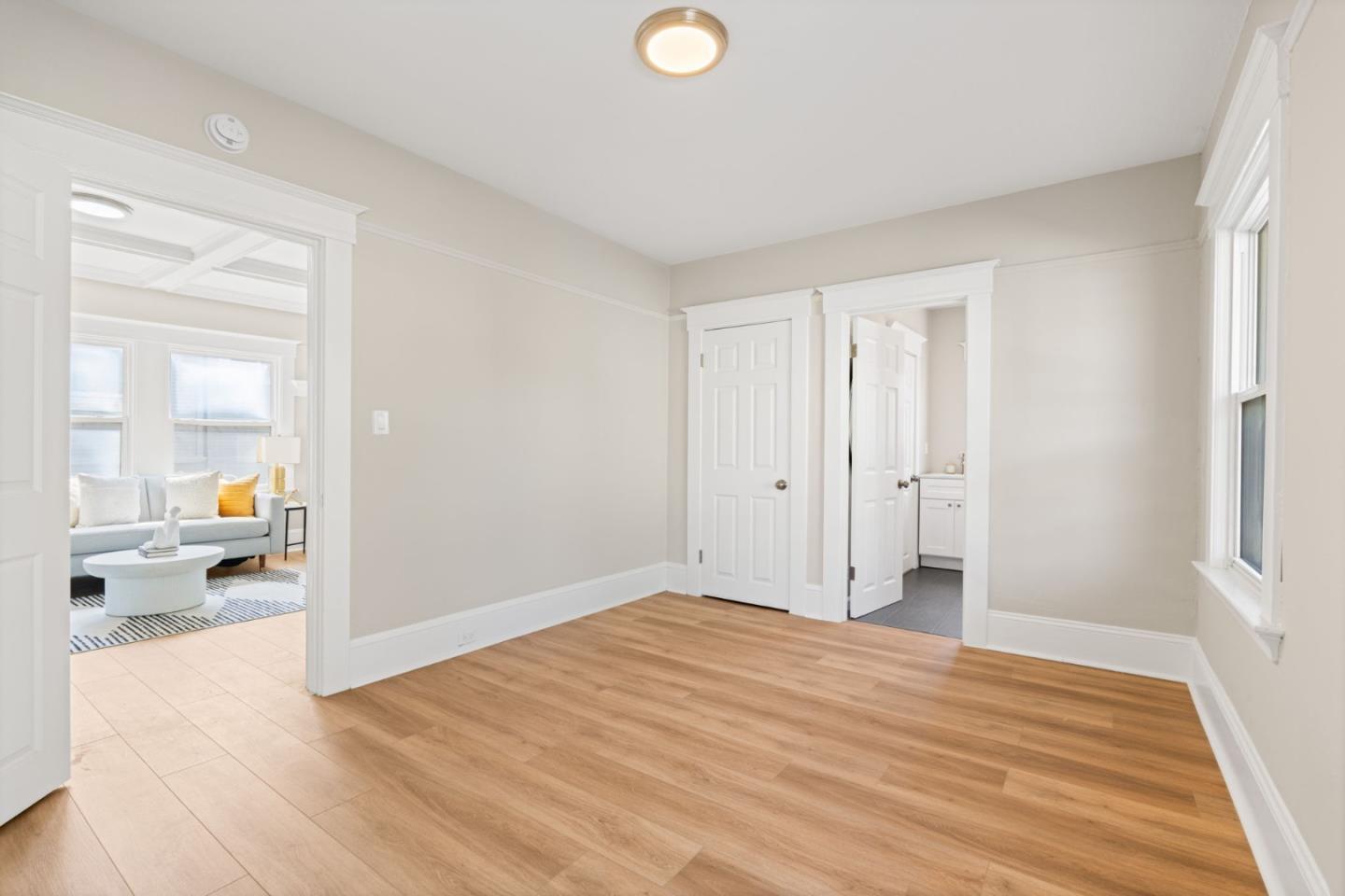 Detail Gallery Image 22 of 56 For 551 53rd St, Oakland,  CA 94609 - – Beds | – Baths